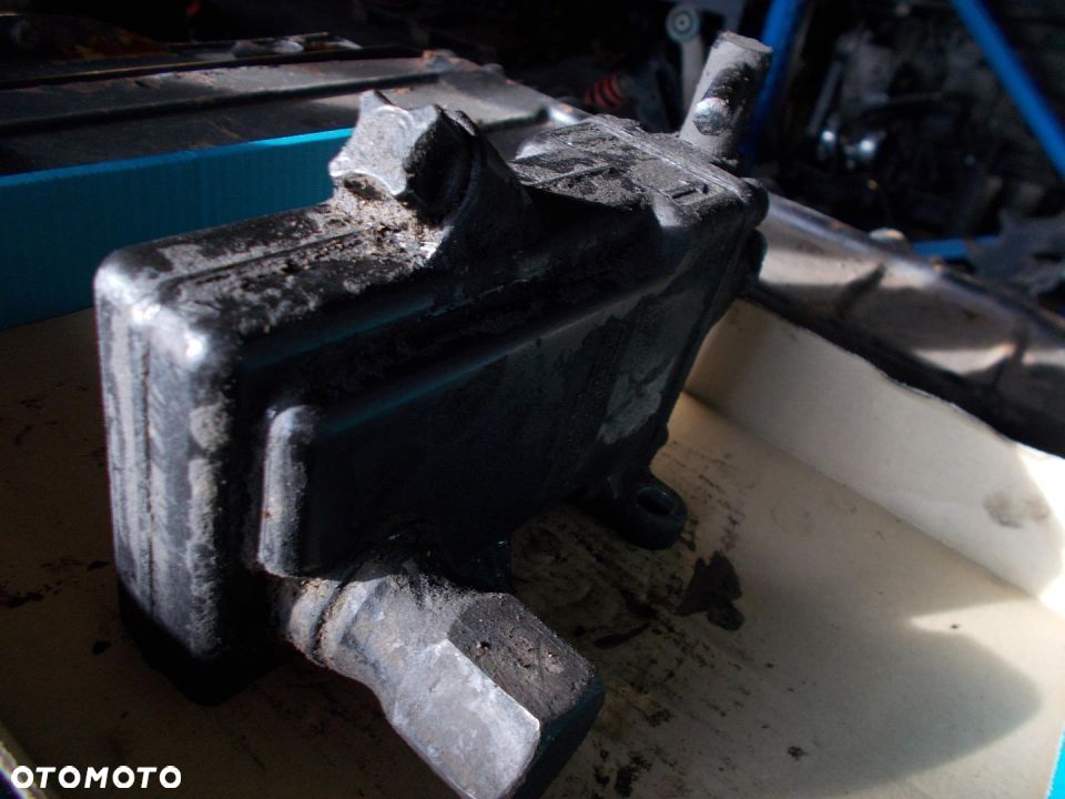 Pompka podnoszenia kabiny Mercedes Actros MP2 MP3 - 2