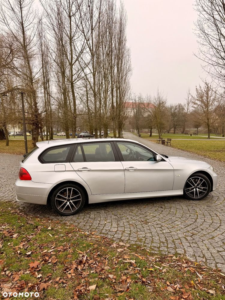 BMW Seria 3 320d - 6