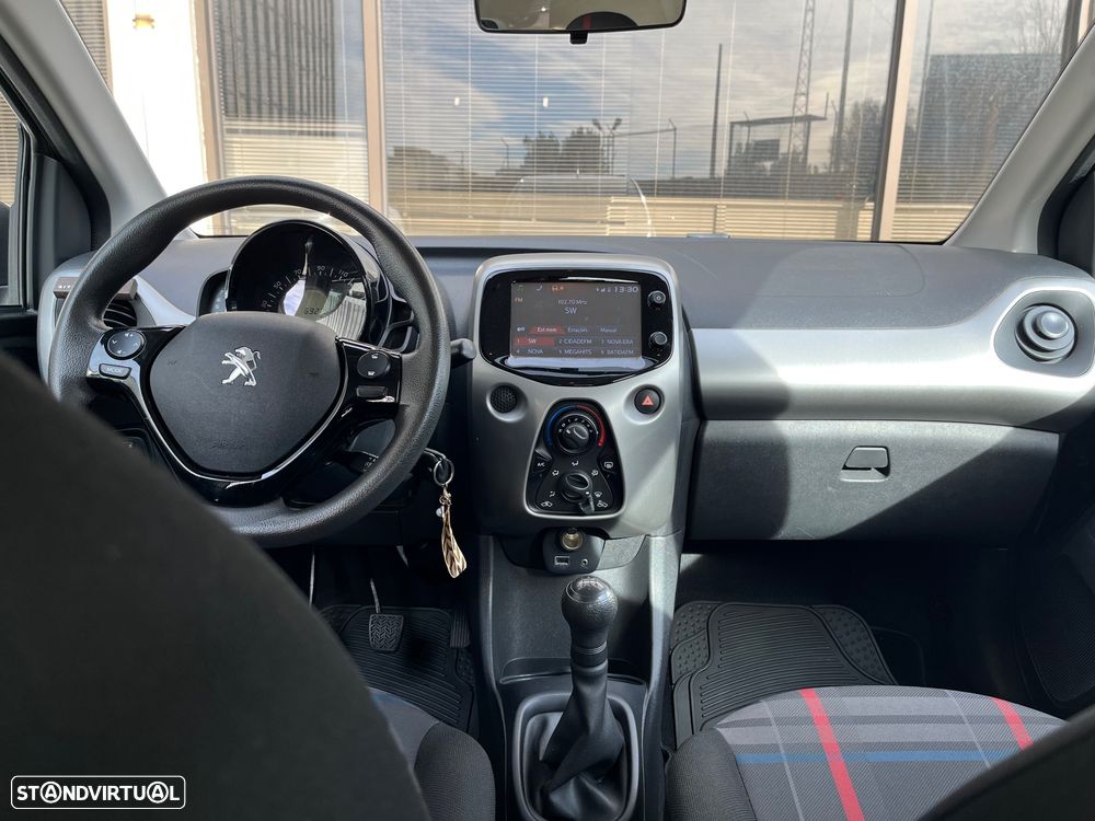 Peugeot 108 1.2 PureTech Active - 11
