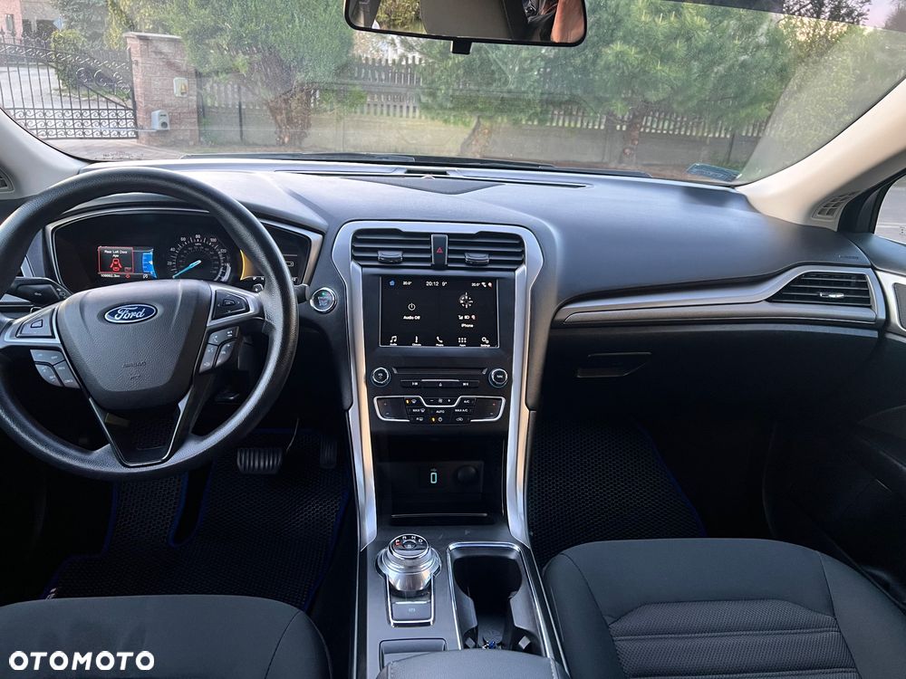 Ford Fusion - 5