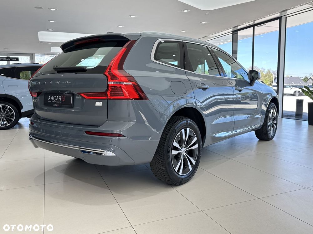 Volvo XC 60 T6 Plug-In Hybrid AWD Inscription - 5