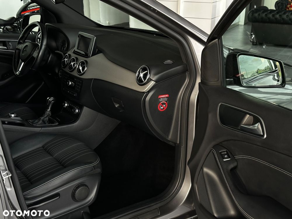 Mercedes-Benz Klasa B 200 - 22