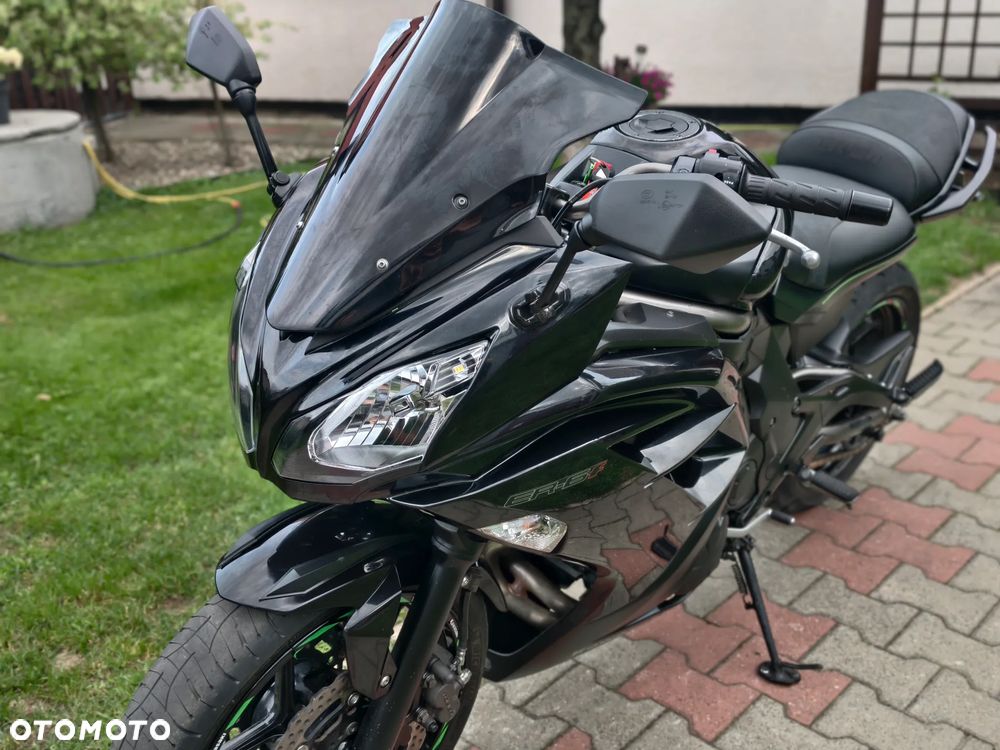 Kawasaki ER - 26