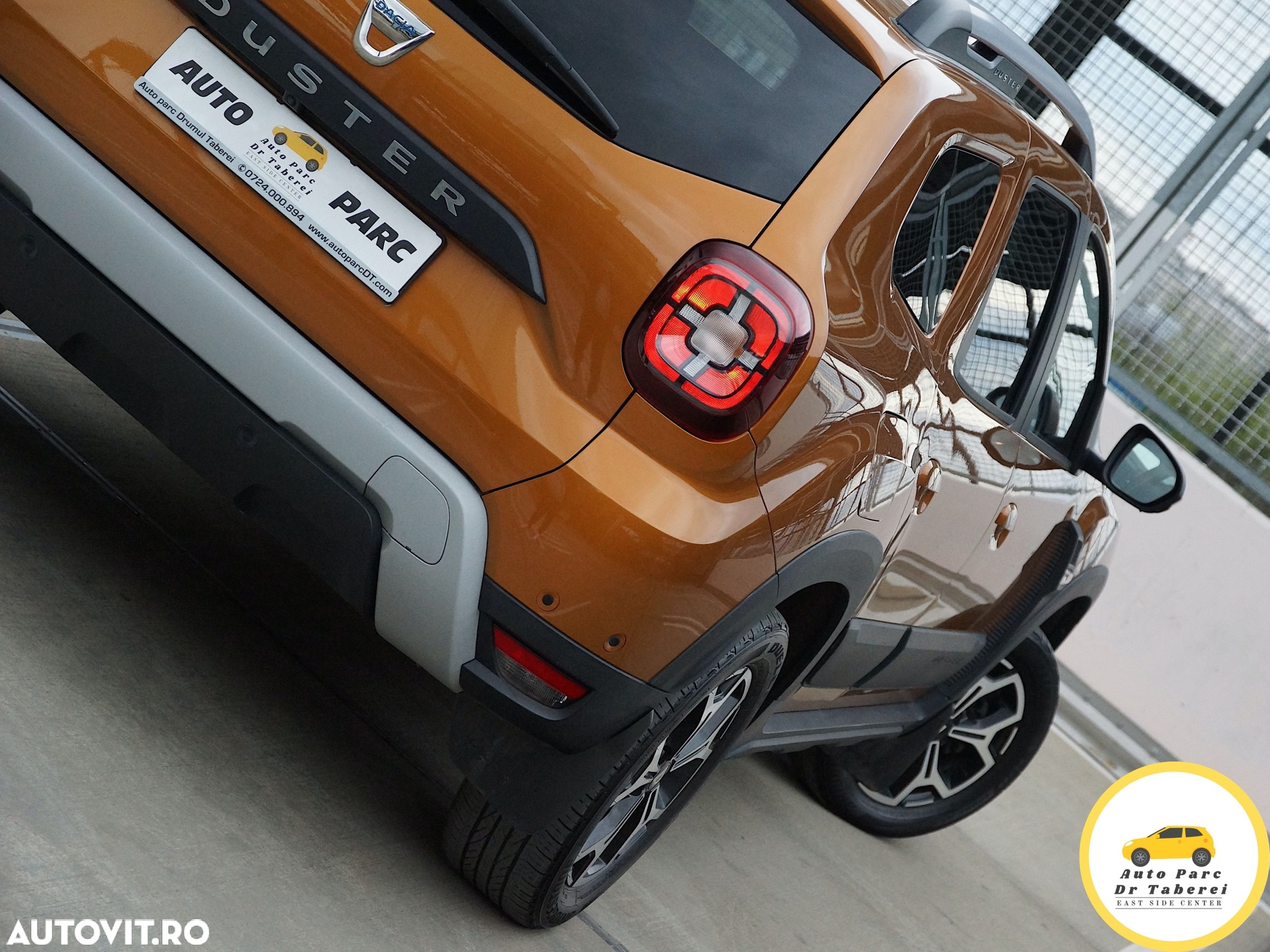 Dacia Duster TCe 150 2WD GPF Sondermodell Adventure - 11
