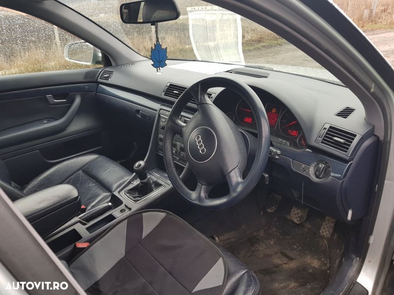 Dezmembram Audi A4 1.9TDI - 6