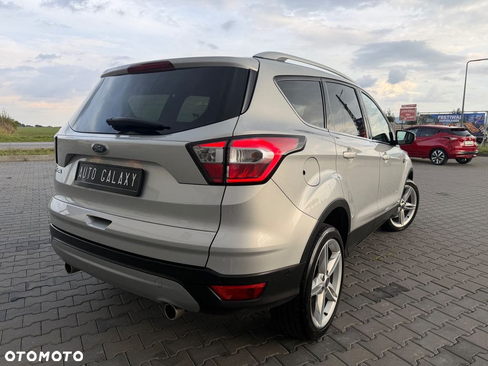 Ford Kuga 2.0 TDCi 4x4 Titanium - 12