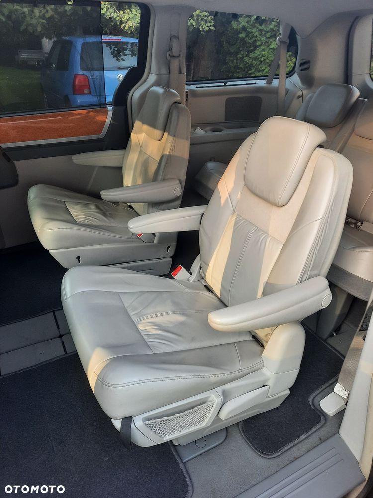 Chrysler Grand Voyager - 7