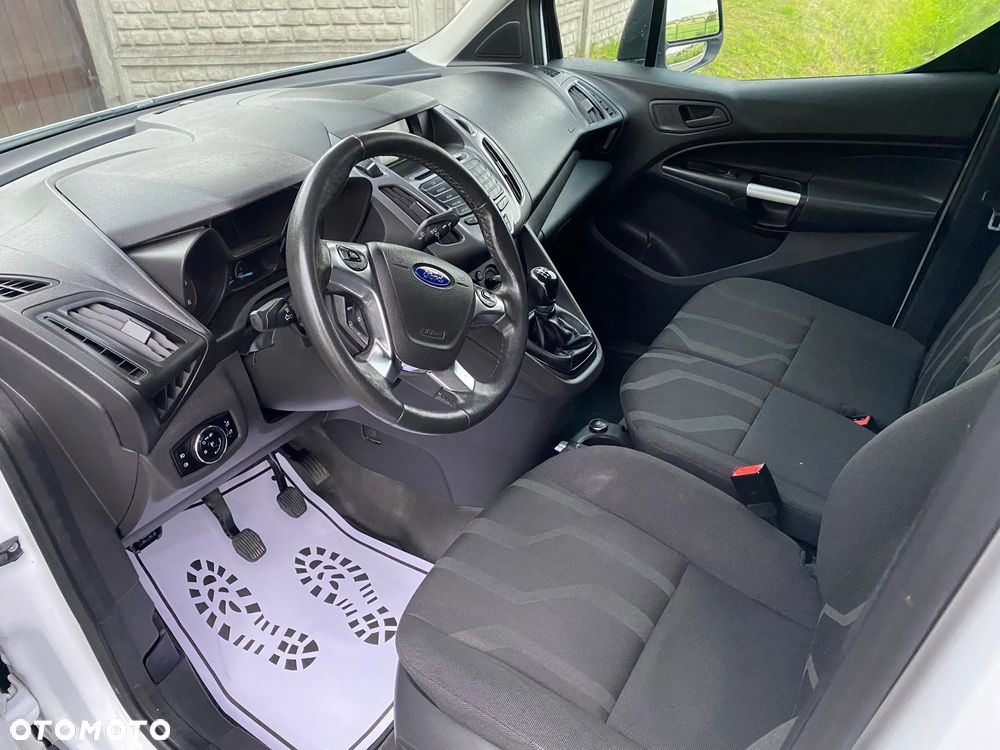 Ford Transit Connect - 12