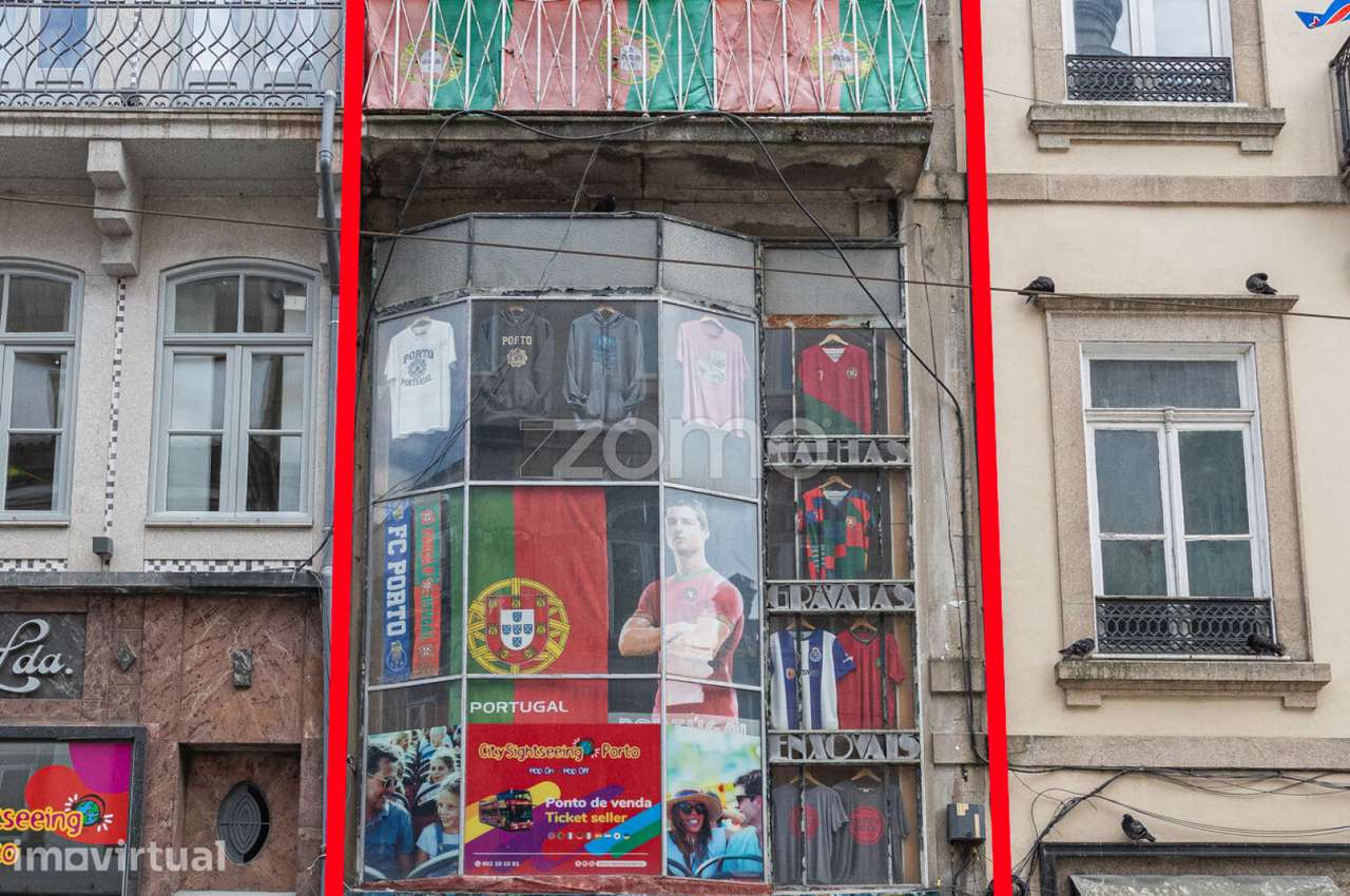 Prédio na Baixa do Porto | São Bento • Aliados • Zona ARU - Grande imagem: 2/25