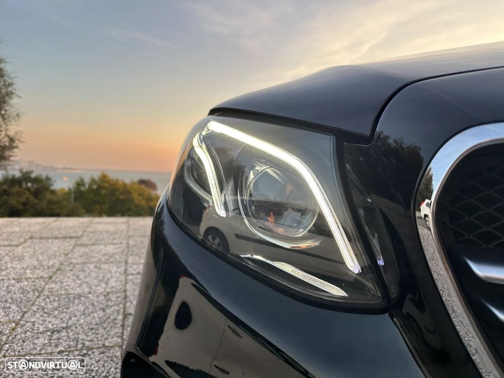 Mercedes-Benz E 53 AMG 4-Matic+ - 16