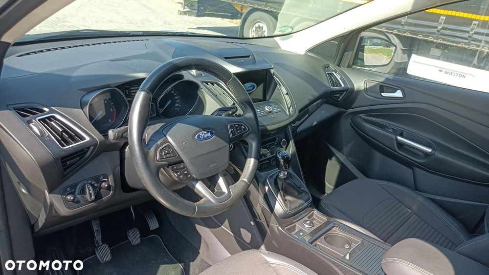 Ford Kuga 2.0 TDCi 2x4 Business Edition - 12
