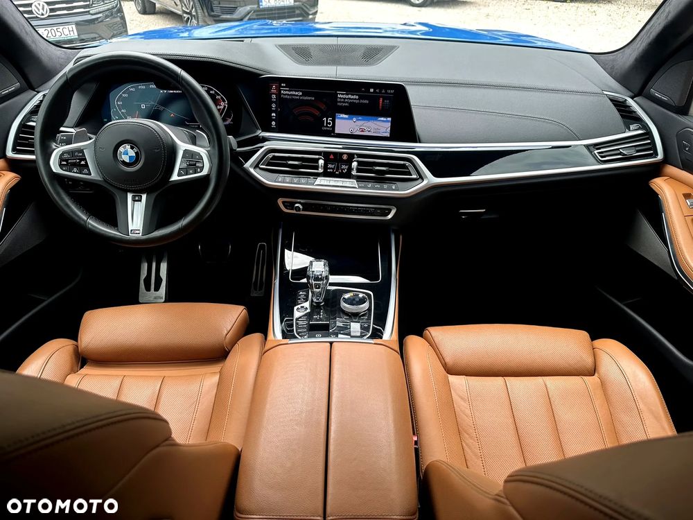 BMW X7 M50i sport - 27