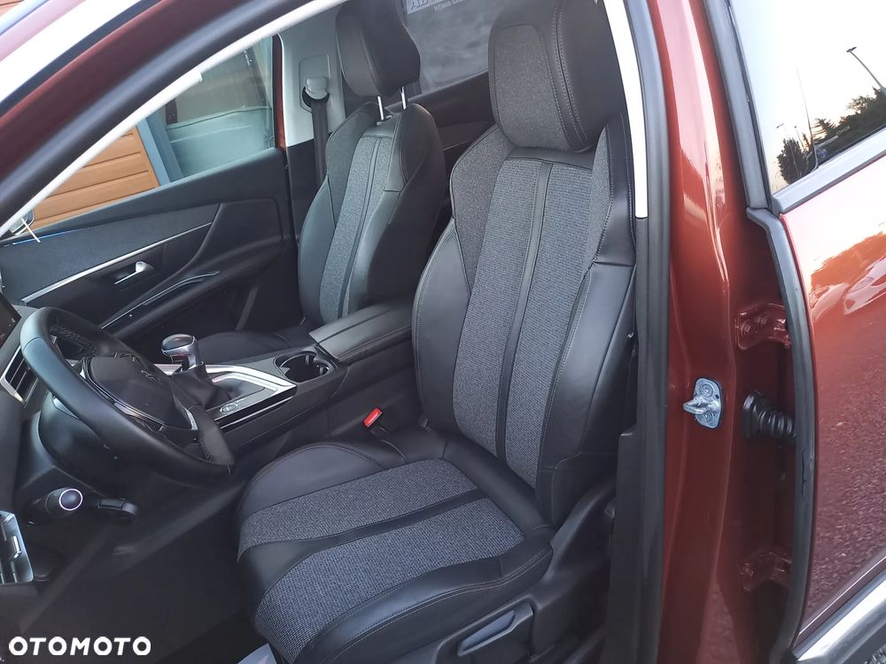 Peugeot 3008 BlueHDi 120 Stop & Start Allure - 19