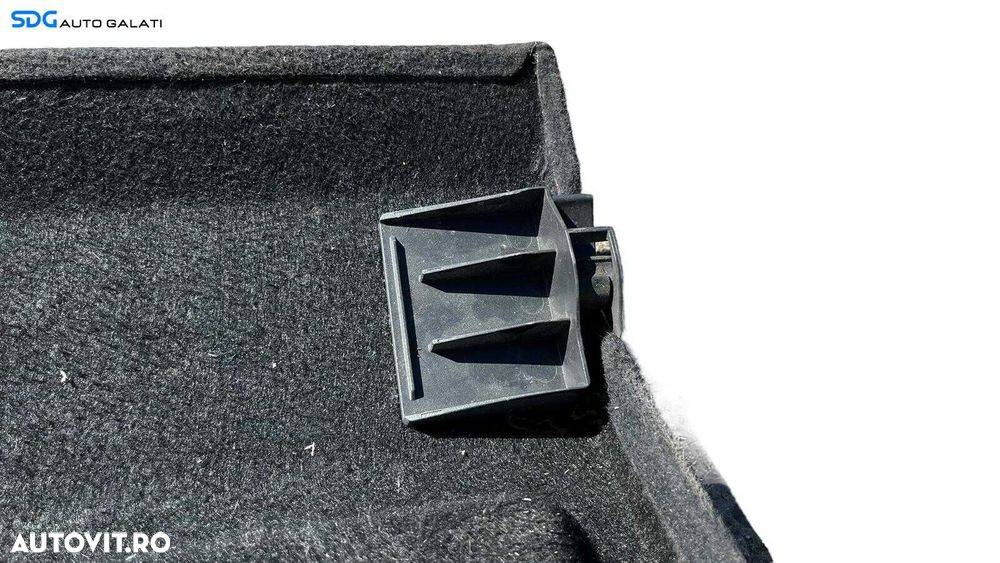 Polita Tavita Capac Portbagaj Opel Astra H Hatchback 2004 - 2010 Cod 332004790 [LC0574] - 2