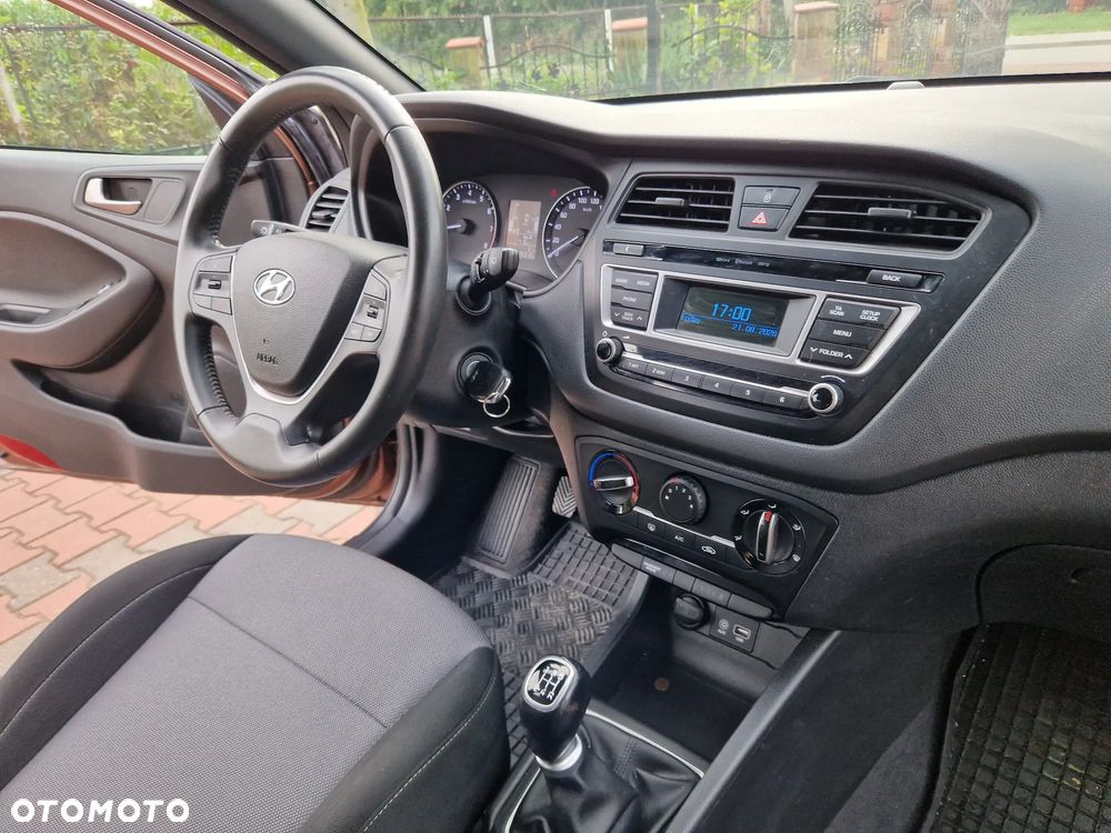 Hyundai i20 1.2 GO - 25