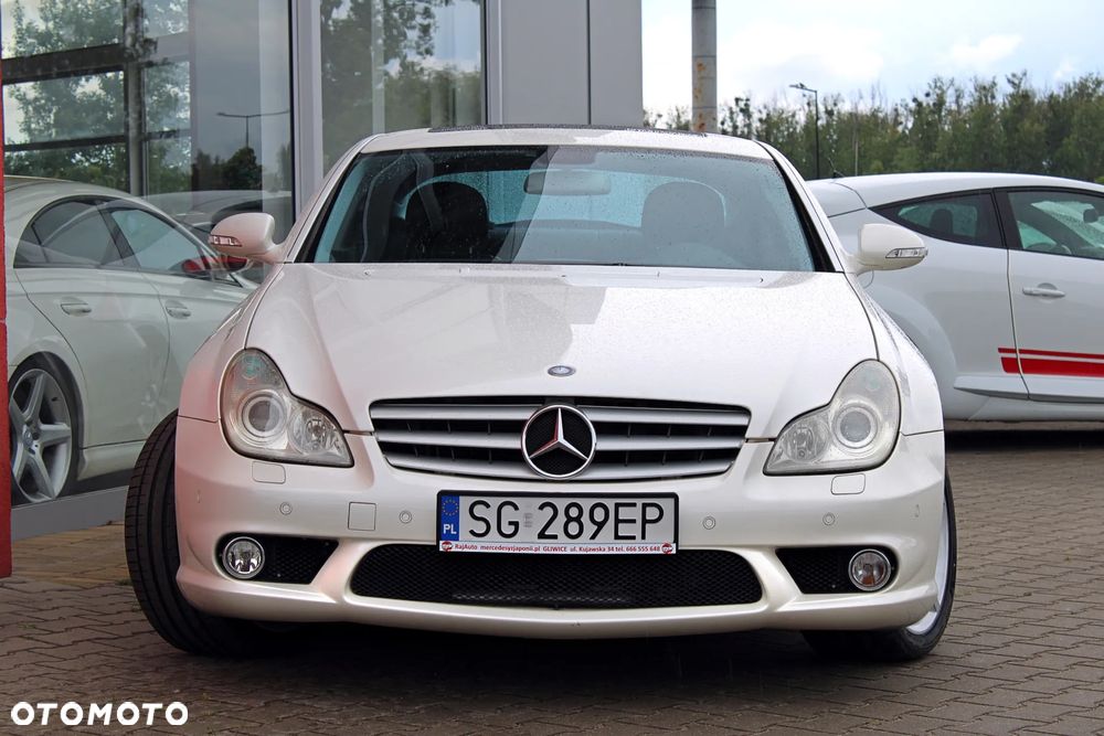 Mercedes-Benz CLS 500 - 11
