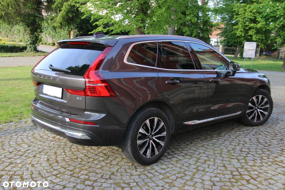 Volvo XC 60 B4 D Plus Bright - 8