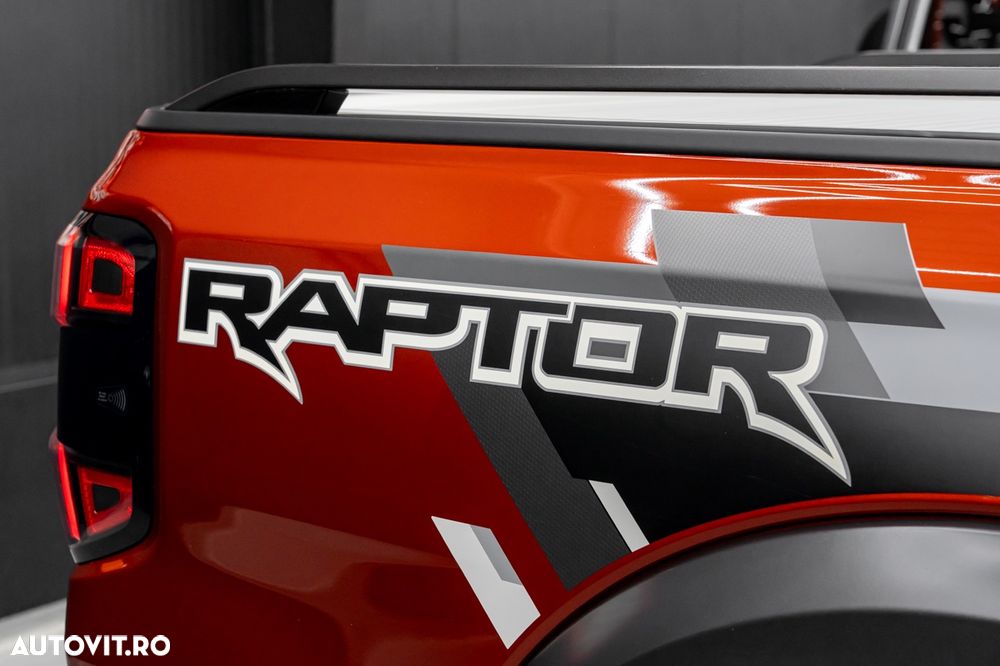 Ford Raptor - 24