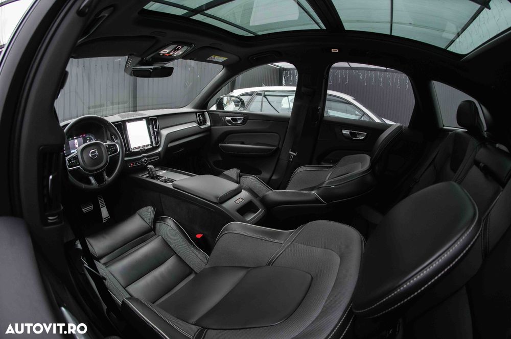 Volvo XC 60 Recharge T6 Twin Engine eAWD R-Design Expression - 5