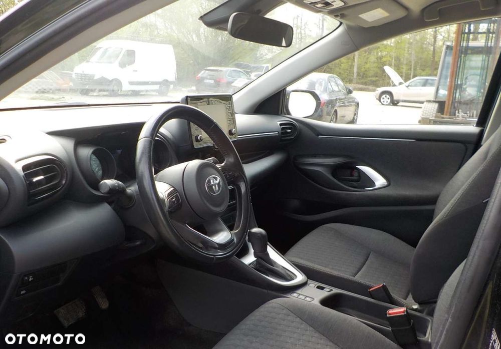 Toyota Yaris - 21