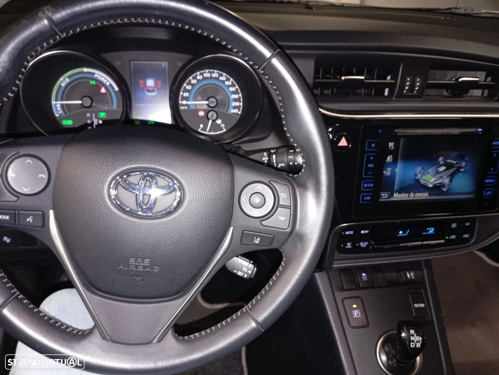 Toyota Auris 1.8 HSD Comfort +P.Sport+Navi - 13