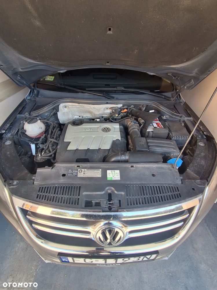 Volkswagen Tiguan - 11