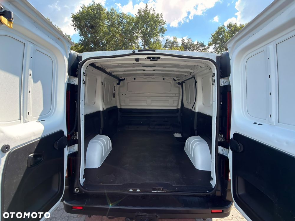 Renault TRAFIC - 13
