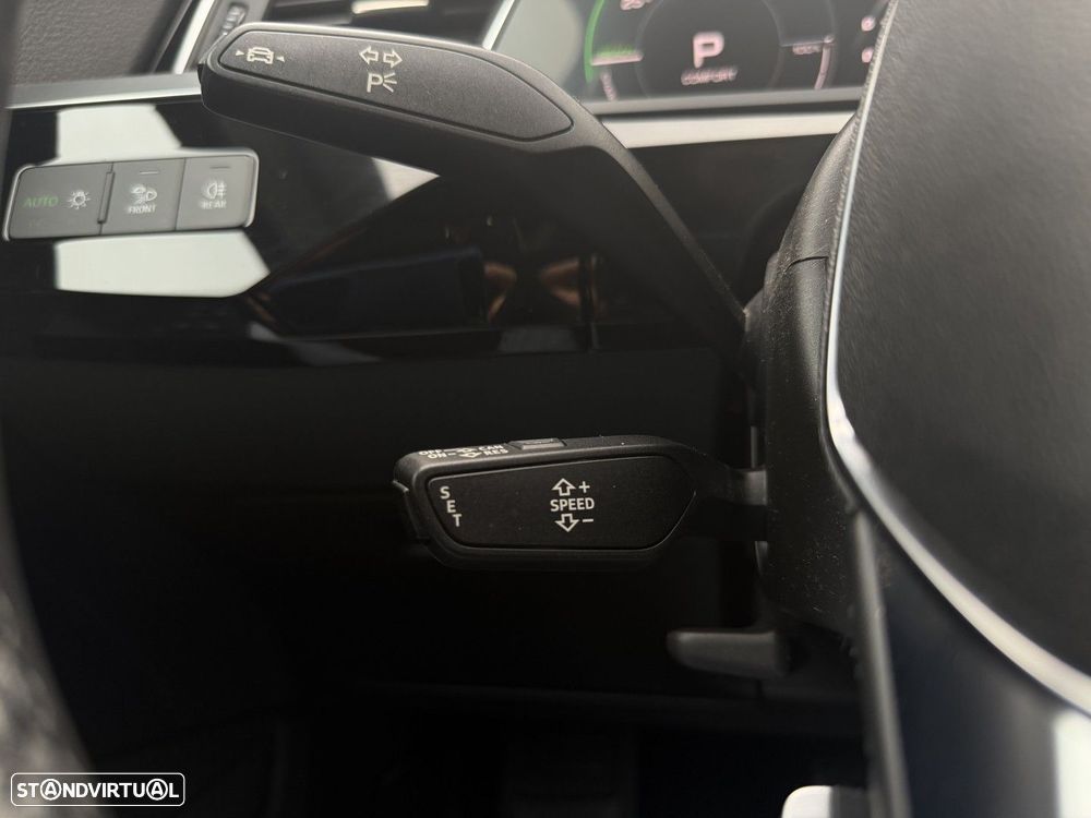 Audi e-tron 50 quattro - 32