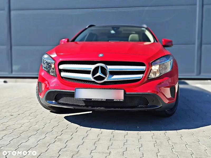 Mercedes-Benz GLA 250 4-Matic - 4