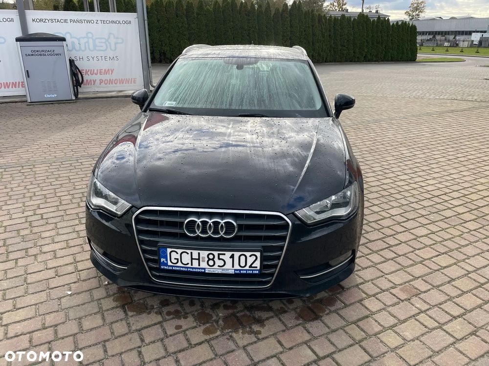 Audi A3 Sportback - 2