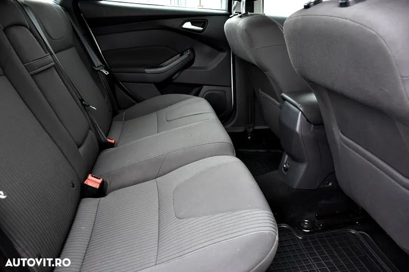 Ford Focus 1.6 TDCi ECOnetic 88g Start-Stopp-System Trend - 14