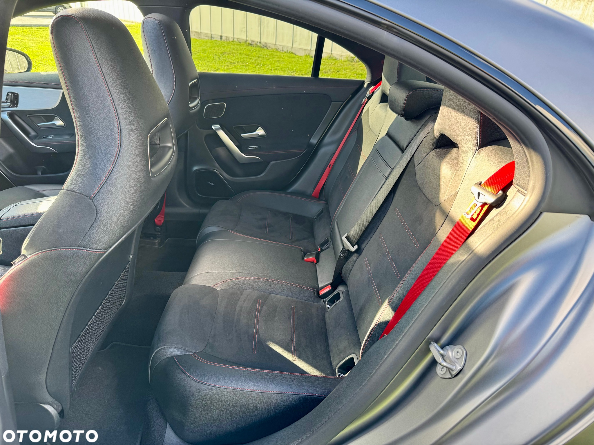 Mercedes-Benz CLA AMG 45 S 4-Matic 8G-DCT - 11