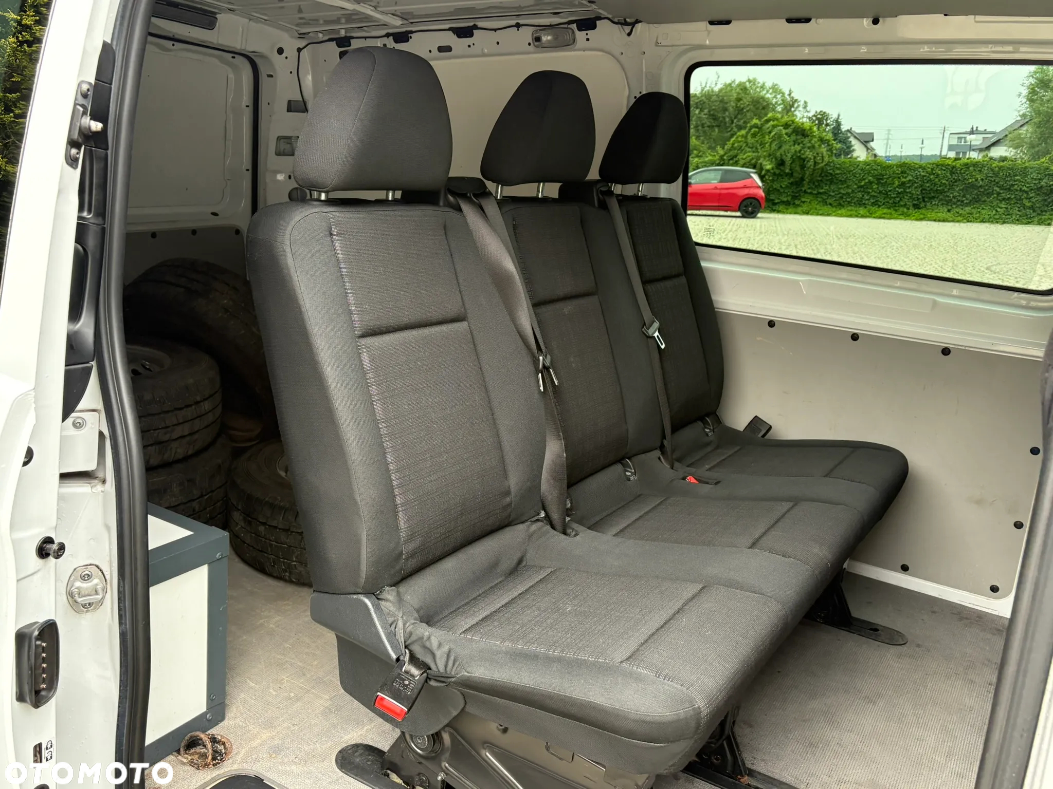 Mercedes-Benz Vito - 11