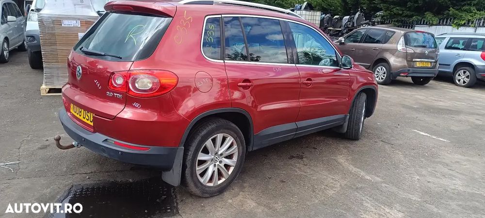 Dezmembrari / Dezmembrez Volkswagen Tiguan 2.0 CBAB cutie viteze KUG cod culoare LA3T - 4