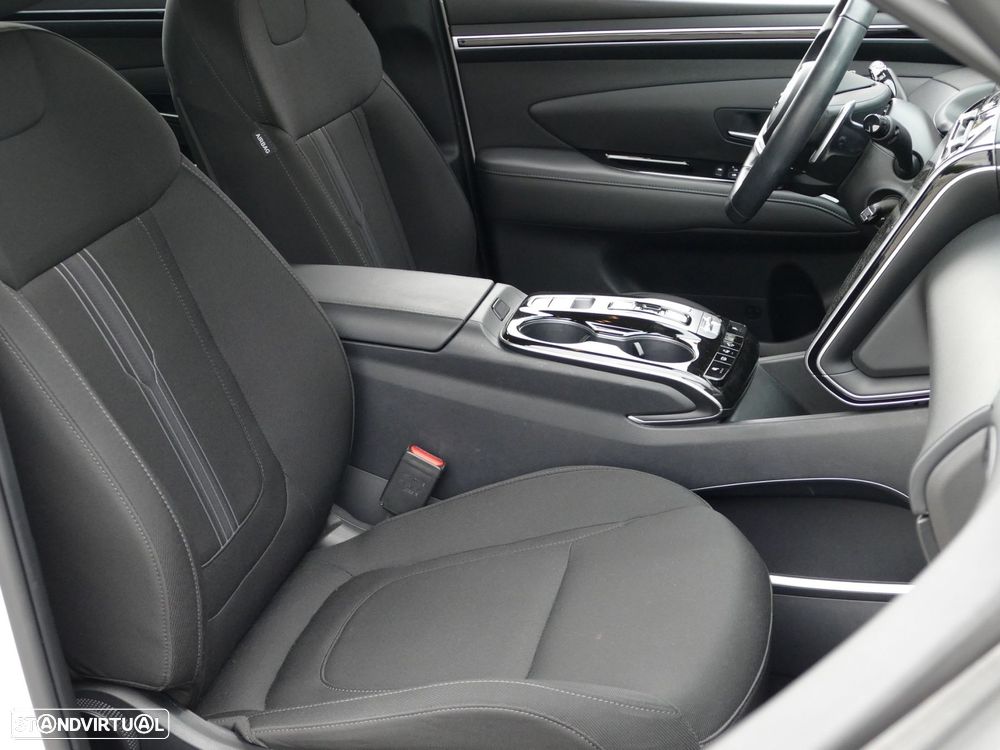 Hyundai Tucson 1.6 T-GDI PHEV Premium - 23