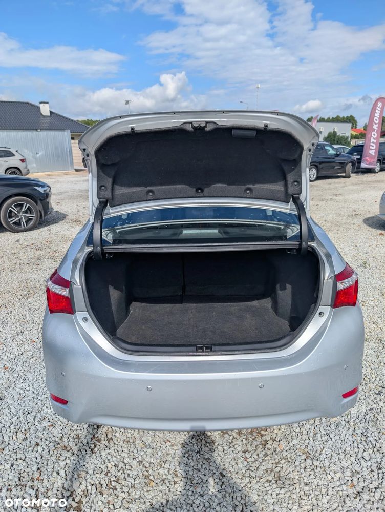 Toyota Corolla 1.4 D-4D Comfort - 24