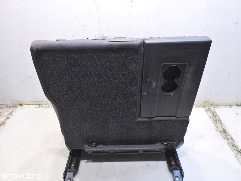 KANAPA LEWY TYŁ PAS VW GOLF V PLUS - 3