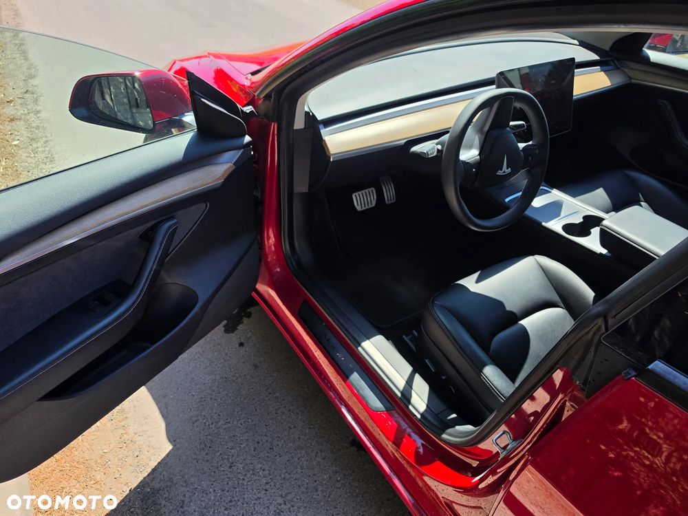 Tesla Model 3 - 20