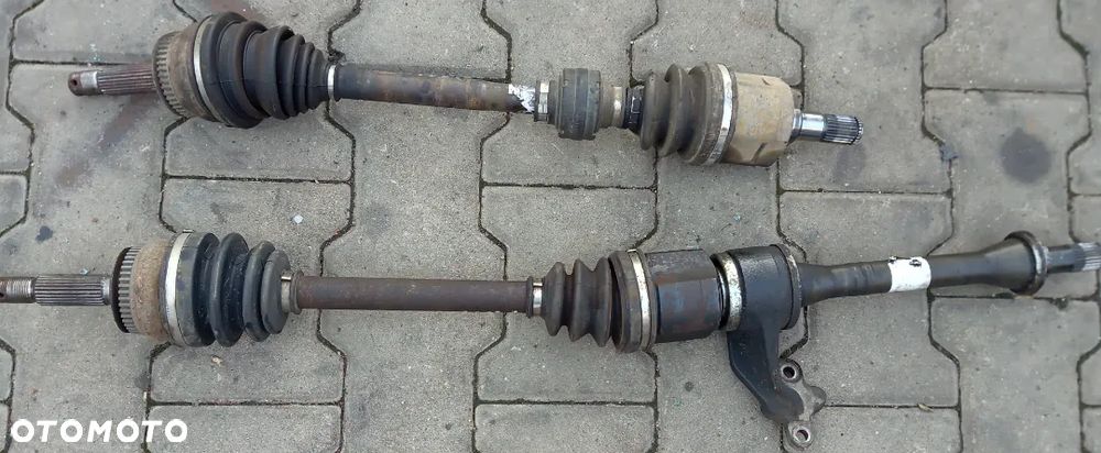 Hyundai Matrix 1.5 CRDI półoś lewa - 1