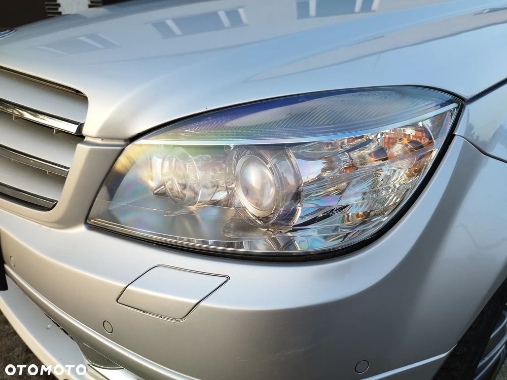 Mercedes-Benz Klasa C 200 CGI Automatik BlueEFFICIENCY Avantgarde - 1