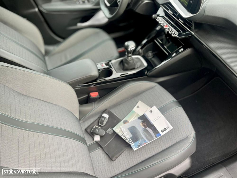Peugeot 2008 1.2 PureTech Allure Pack - 10