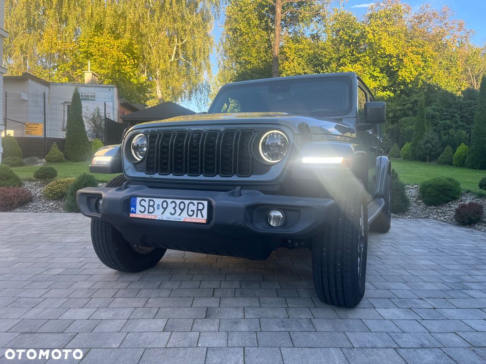 Jeep Wrangler - 8