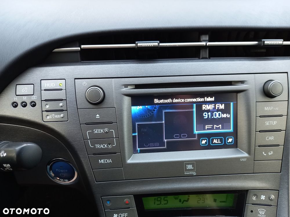 Toyota Prius (Hybrid) Executive - 15