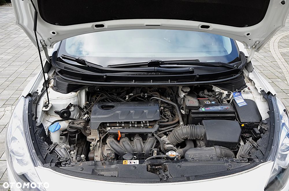 Hyundai i30 1.4 BlueDrive Classic + - 25