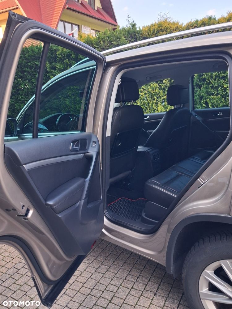 Volkswagen Tiguan 2.0 TSI 4Mot Track&Field DSG - 2