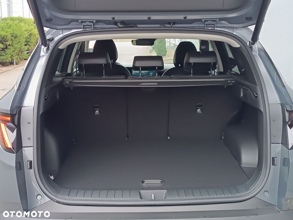 Hyundai Tucson 1.6 T-GDi HEV Executive 2WD - 9