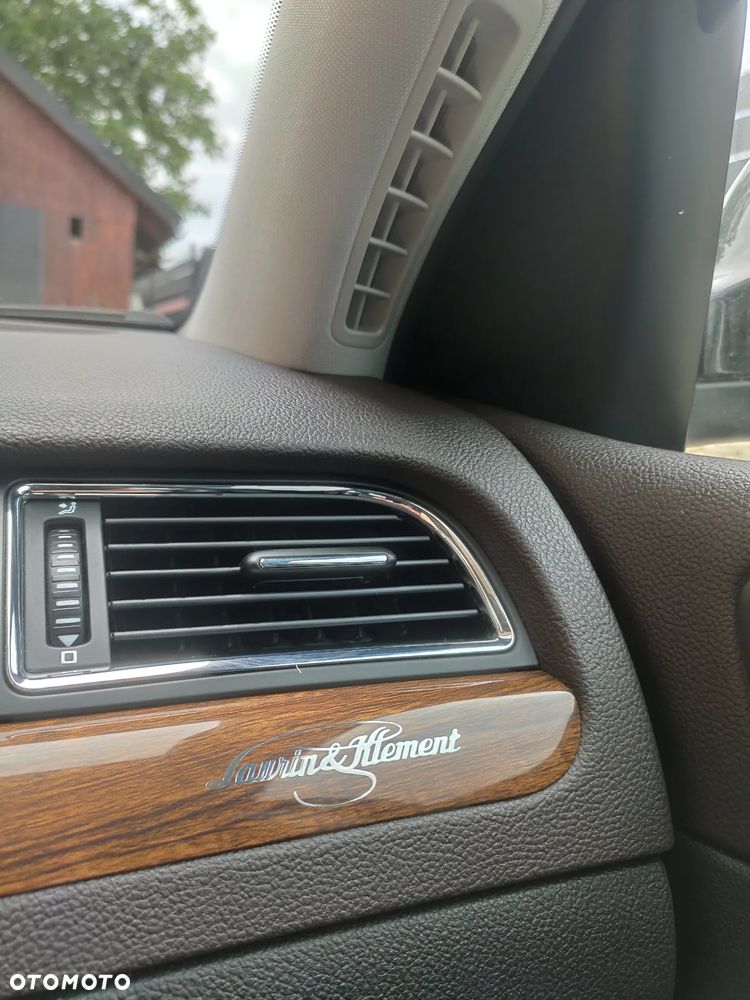 Skoda Superb 2.0 TSI L&K DSG - 22