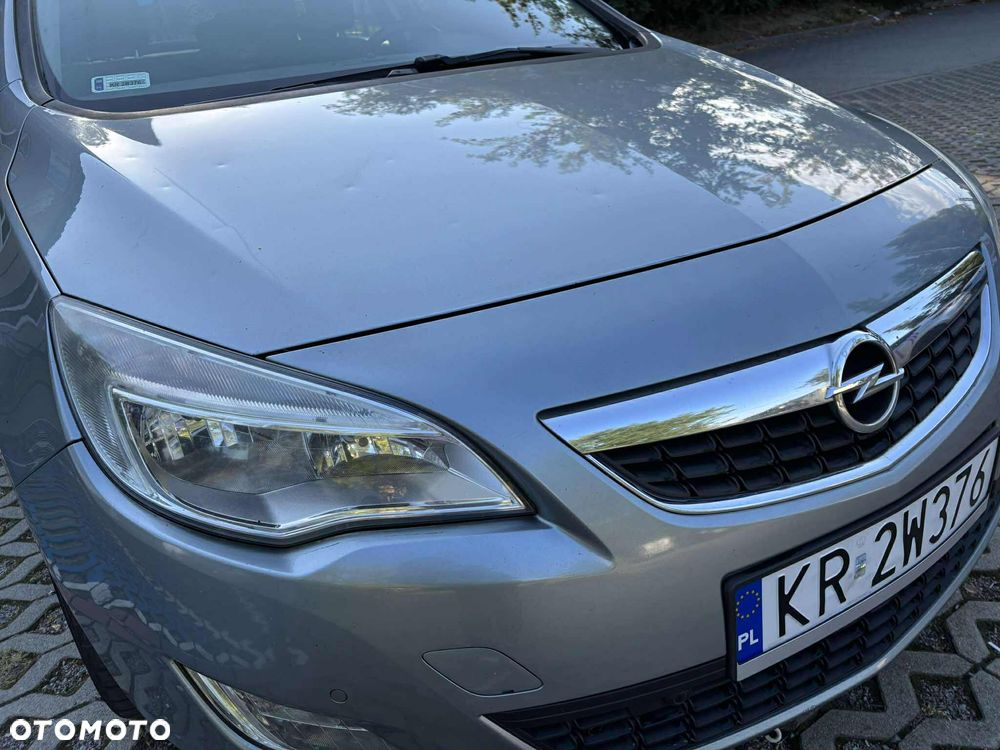 Opel Astra 1.7 CDTI Cosmo - 8