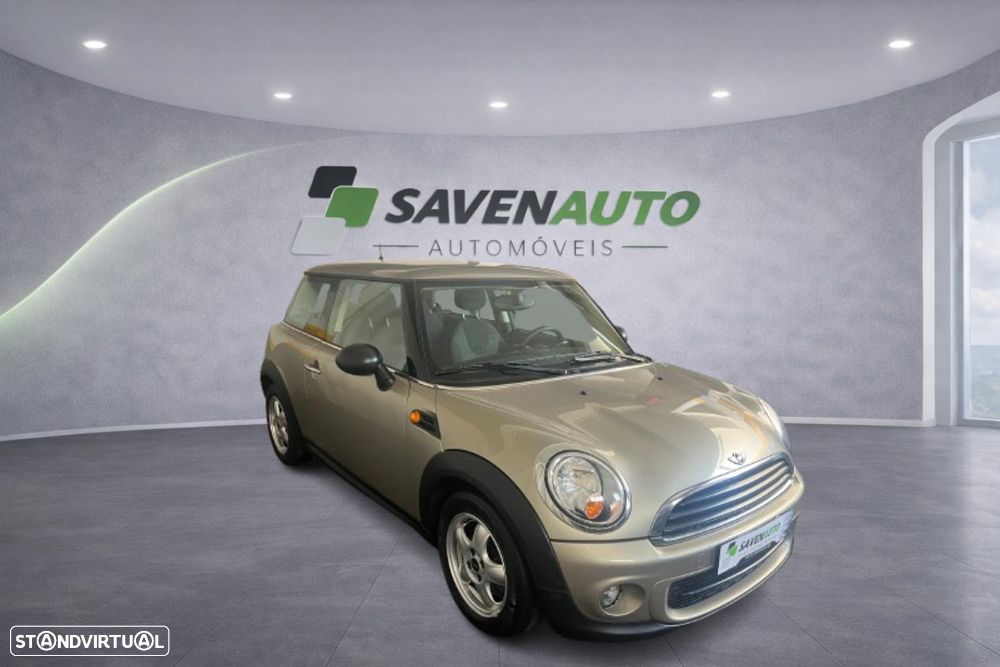 MINI 3 Portas One D - 13