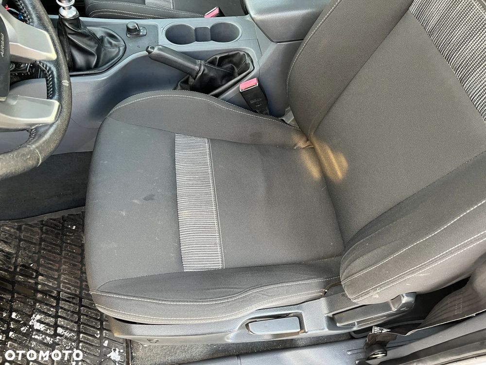 Ford Ranger XLT - 13